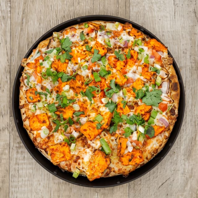 Chili Paneer Pizza.